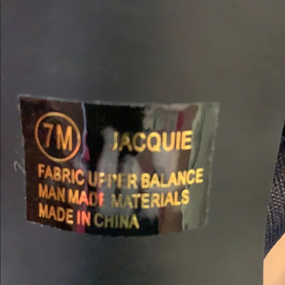 Gloria Vanderbilt heels - Picture 5 of 6